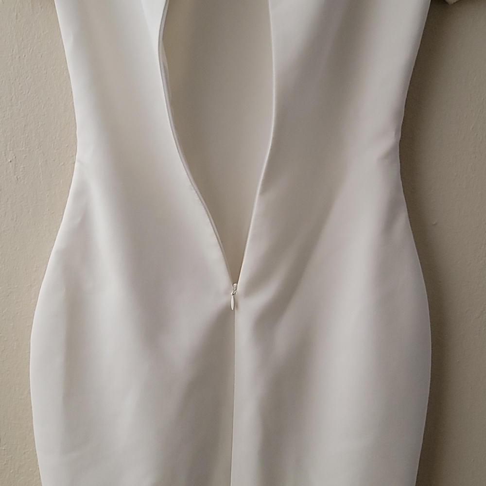 Dress - Picture 5 of 8